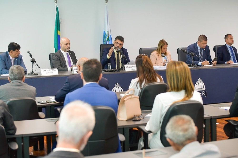 Comissão de Saneamento da Alerj solicita cronograma de investimentos da Águas do Rio para cada município