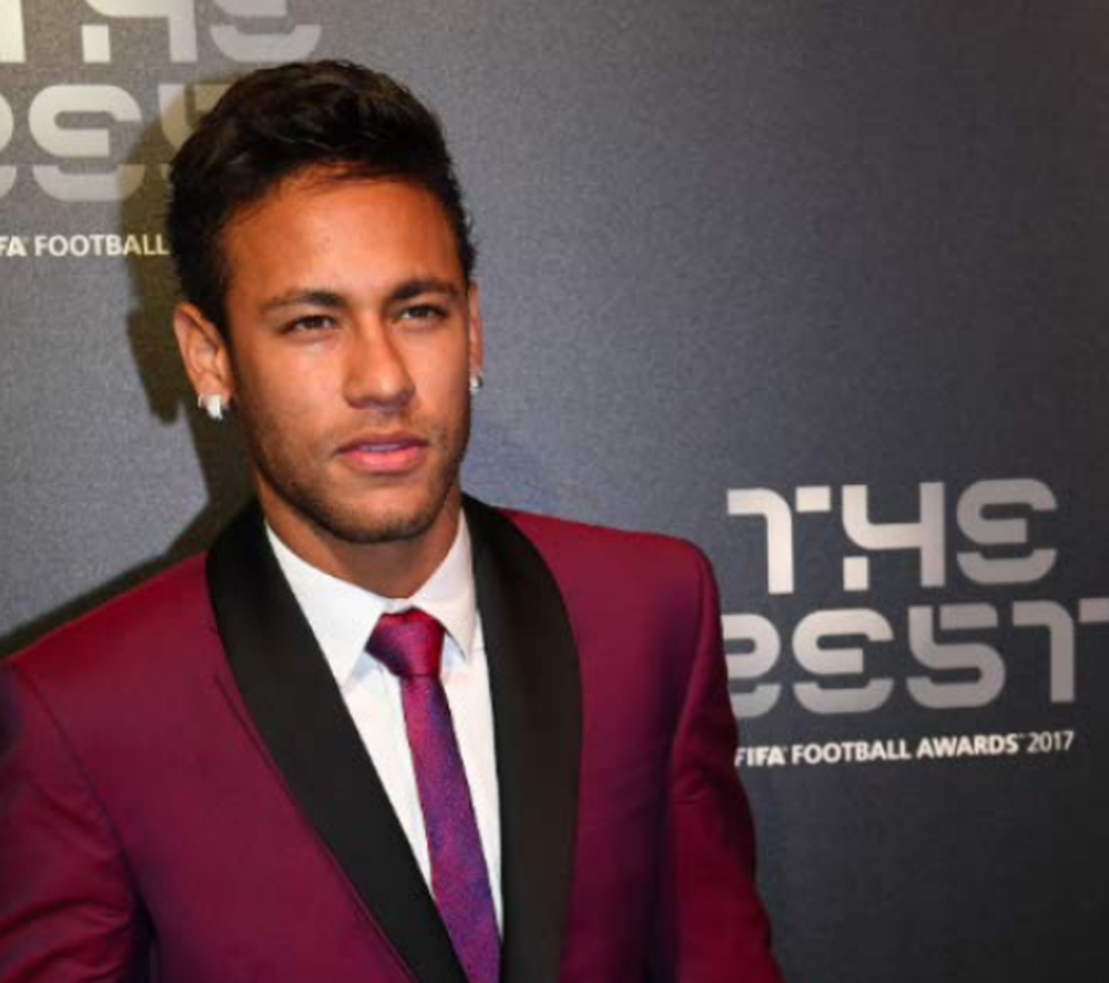 Neymar surpreende e acerta compra de clube brasileiro; entenda Jogador do PSG foi anunciado hoje (26) como proprietário 