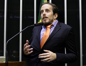 Aprovado Projeto do ex-deputado federal Paulo Ganime que criminaliza adulteração de placas