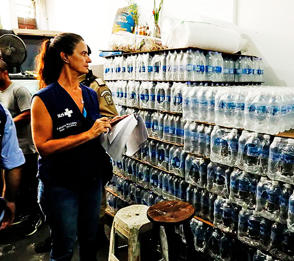 Vigilância sanitária multa quatro depósitos de bebidas no Centro do Rio em mais de R$ 28 mil