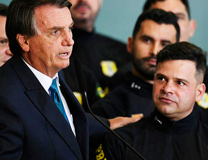 23 denúncias contra ex-diretor-geral da PRF foram ocultadas por corregedor que Bolsonaro indicou