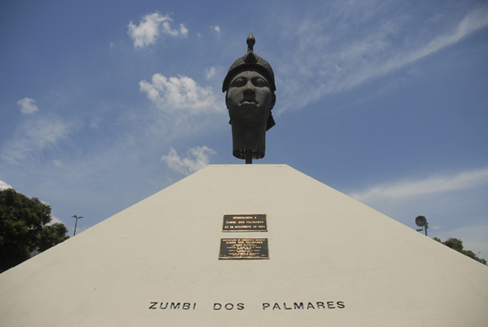 Samba-enredo da Mangueira vira hino oficial do dia da consciência negra por Lei