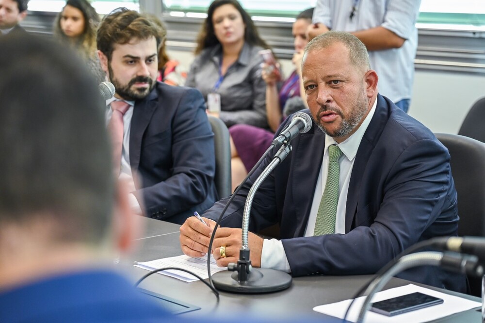 Deputado Guilherme Delaroli cobra aplicação da lei que isenta cobrança de pedágio na Rota 116