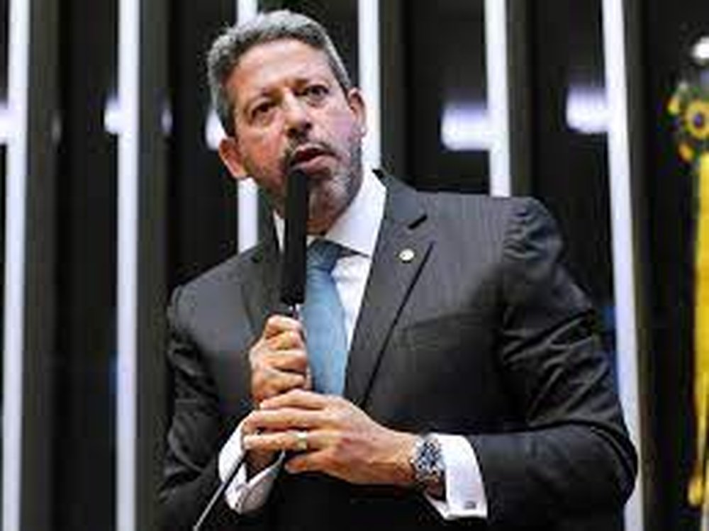 BRASÍLIA: Lira cria bloco partidário da Câmara com 175 parlamentares