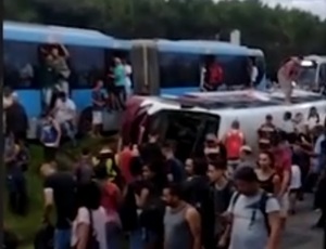 30 FERIDOS: Eduardo Paes gasta milhões com propaganda e o Sistema BRT continua um CAOS