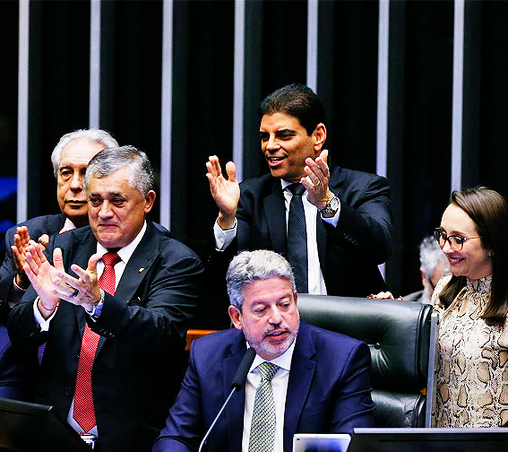Câmara aprova urgência para projeto do arcabouço fiscal