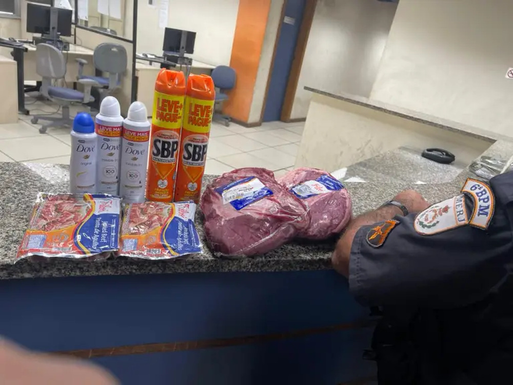 BAGATELA: Policiais do 6º BPM (Tijuca) prendem criminoso que tentou furtar peças de Alcatra e carne seca na Tijuca