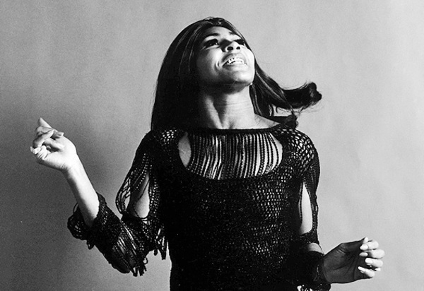 Cantora Tina Turner, a rainha do rock ‘n’ roll, morre aos 83 anos