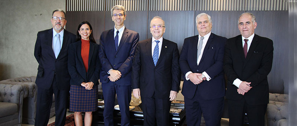 TJRJ recebe visita institucional de desembargadores do TRF-2