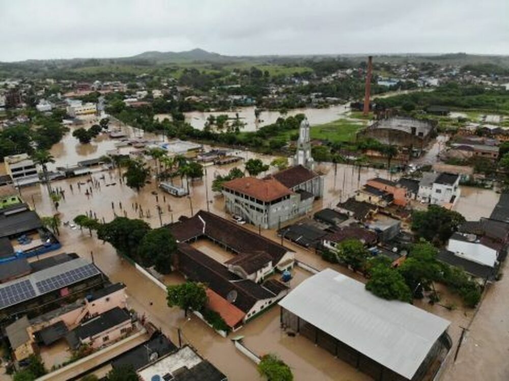 Alerj faz depósito da doação de R$ 5 milhões aos municípios de Conceição de Macabu e Carapeus