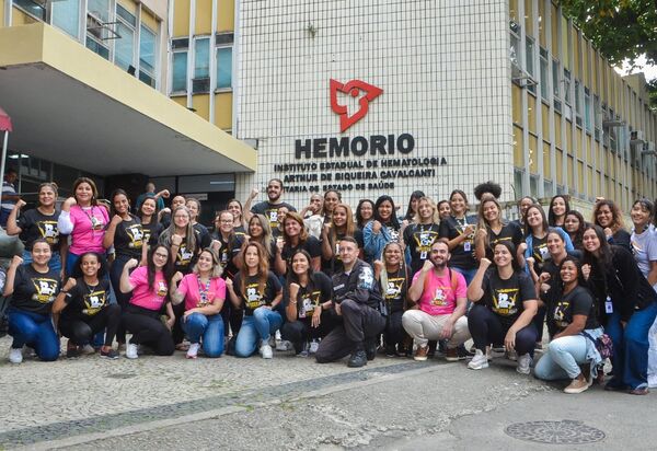 No Dia Mundial do Doador de Sangue, mulheres do Empoderadas participam de campanha no Hemorio