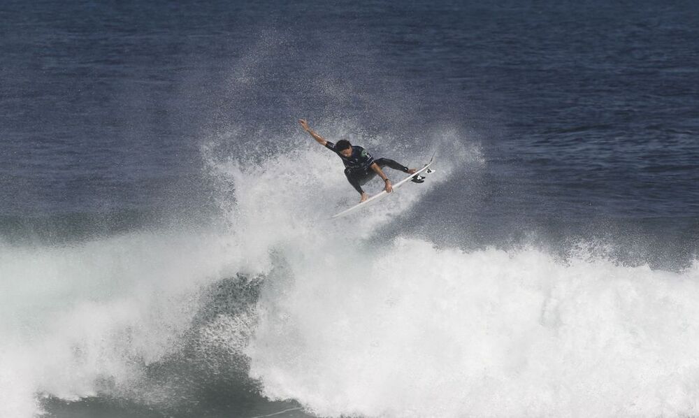 Yago Dora vence etapa de Saquarema do circuito mundial de surfe