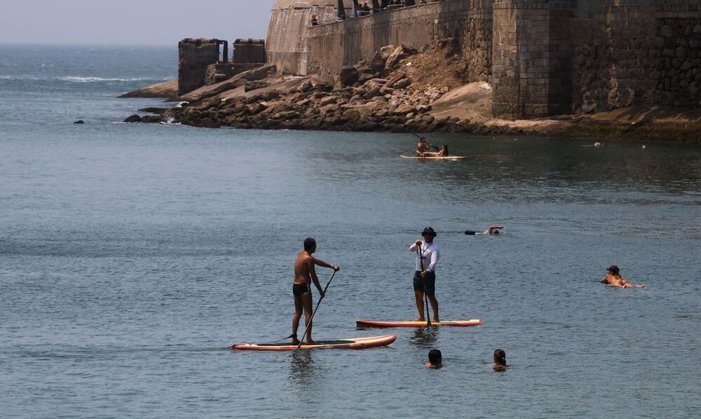 Rio tem dia de verão às vésperas da chegada de uma frente fria