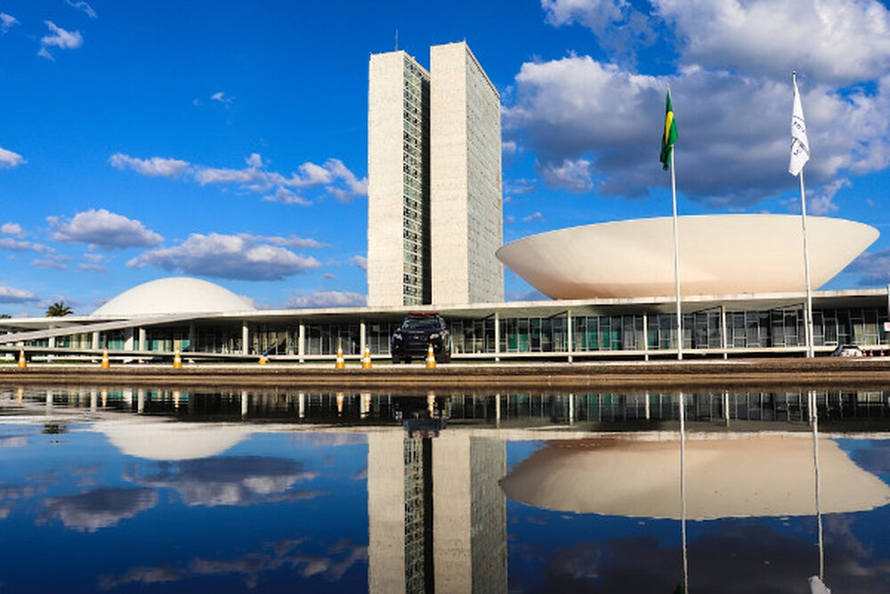 Congressistas entram em modo avião, só que não 