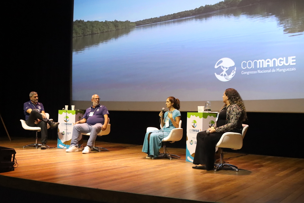 Niterói sedia Congresso Nacional de Manguezais na Sala Nelson Pereira dos Santos