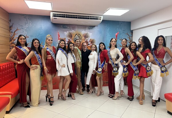 Presidente do Salgueiro, André Vaz recebe candidatas ao concurso Miss Rio de Janeiro Beleza Internacional 2023.