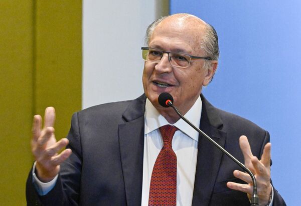 Alckmin: percentual de álcool na gasolina pode aumentar para 30%