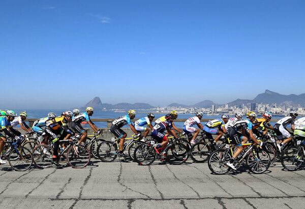 Desafio Tour do Rio junta ciclistas pela primeira vez em Niterói