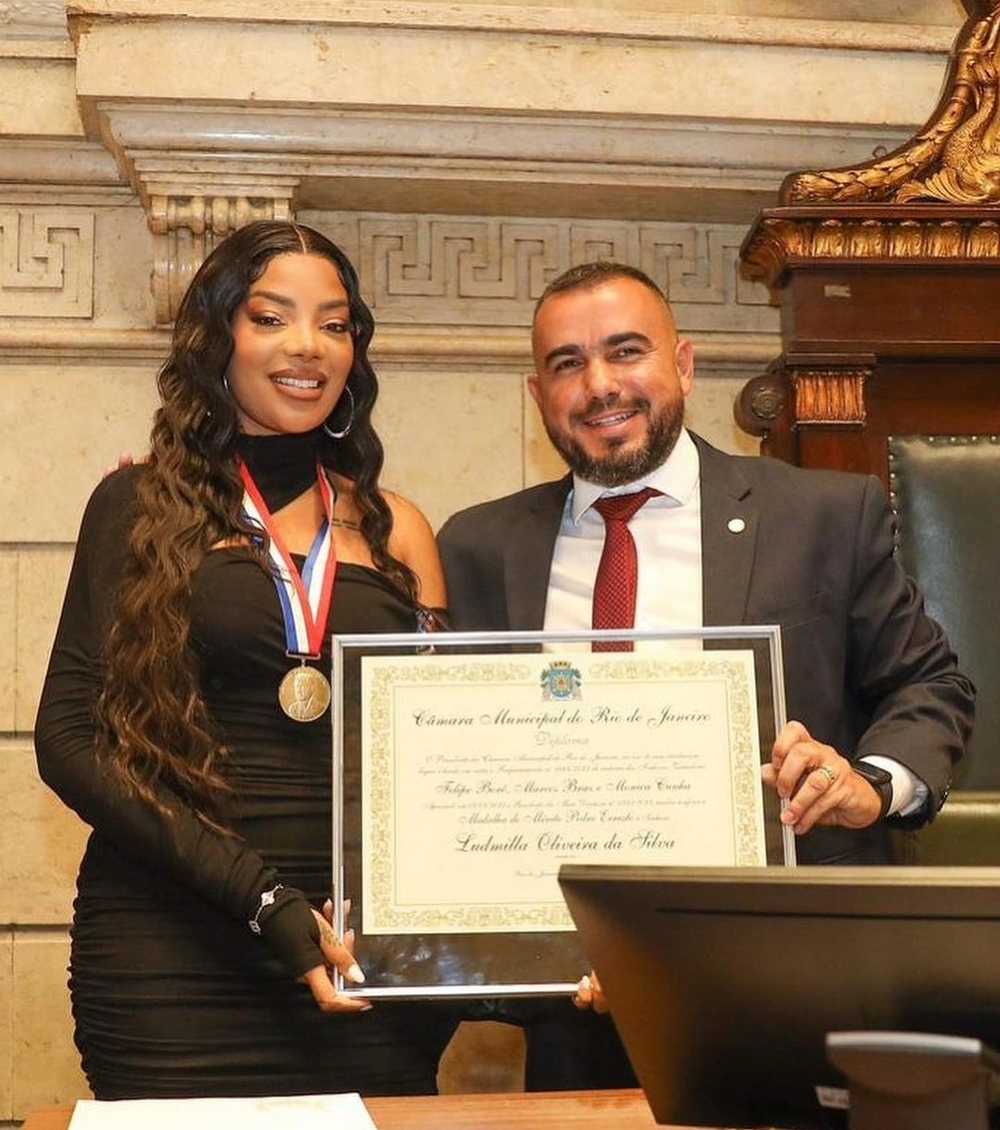 Ludmilla vai receber a Medalha Pedro Ernesto do Vereador Felipe Boró, nesta quinta-feira 