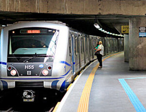 Por falta de segurança em plataforma, Metrô deve indenizar passageira assaltada