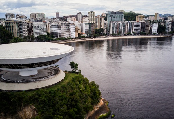 Niterói recebe prêmio do Banco Interamericano de Desenvolvimento