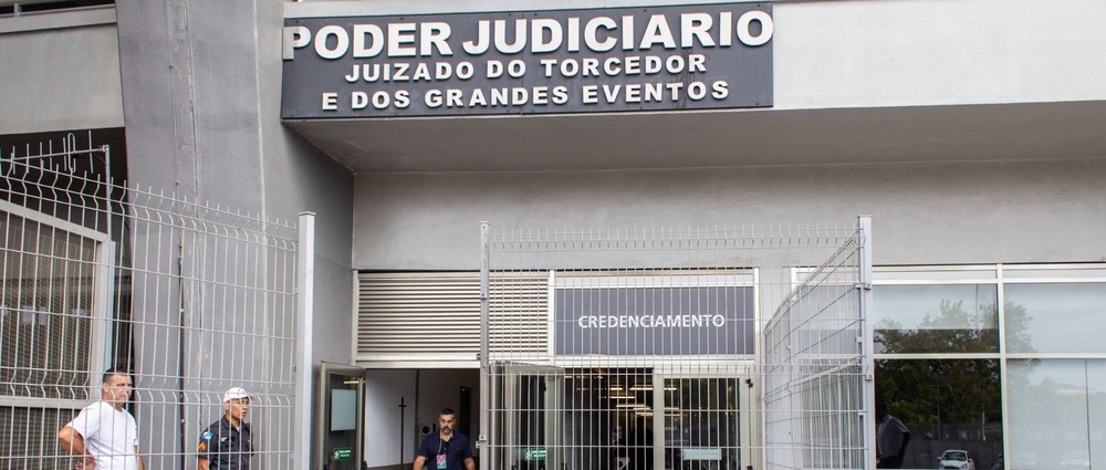 Juizado do Torcedor registra 13 ocorrências no primeiro jogo da final da Copa do Brasil no Maracanã