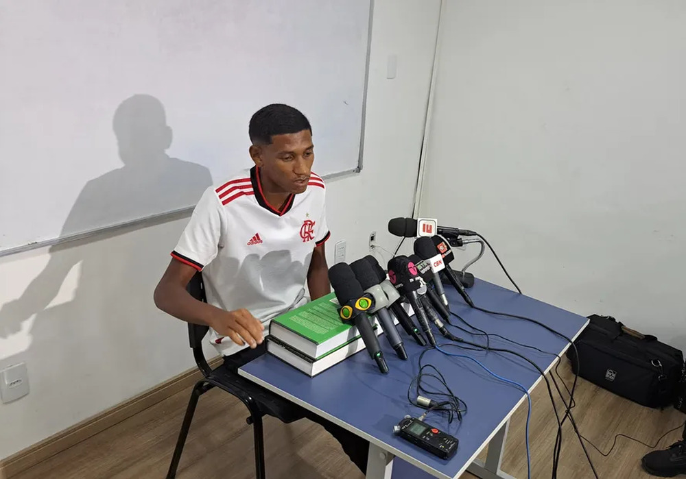 Torcedor do Flamengo diz que foi agredido e nega ter ameaçado Marcos Braz