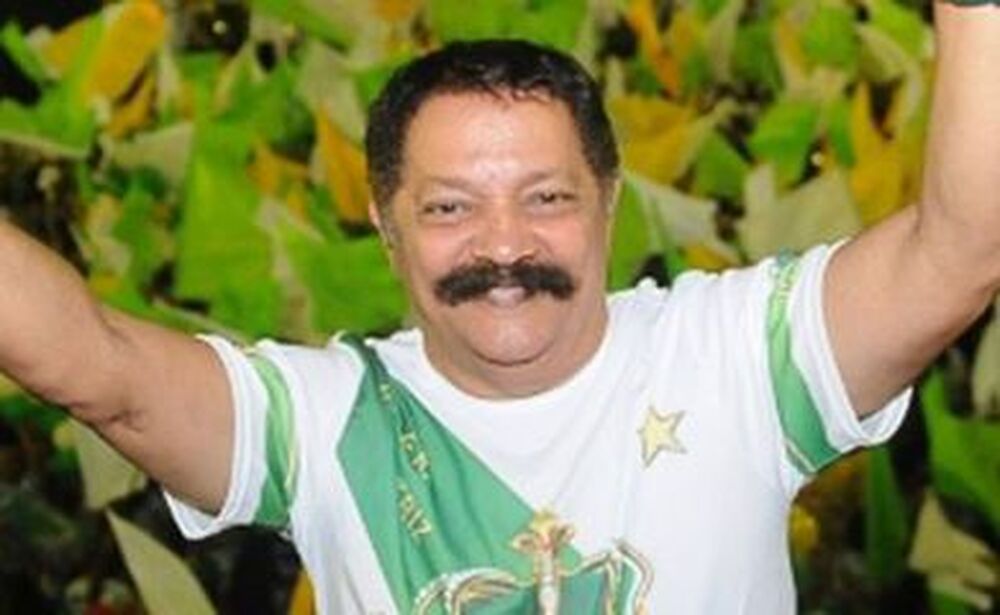 Morre o carnavalesco Max Lopes, aos 74 anos