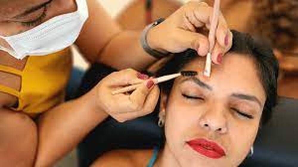 Águas do Rio e Senac oferecem cursos gratuitos de estética e beleza para mulheres em Nova Iguaçu