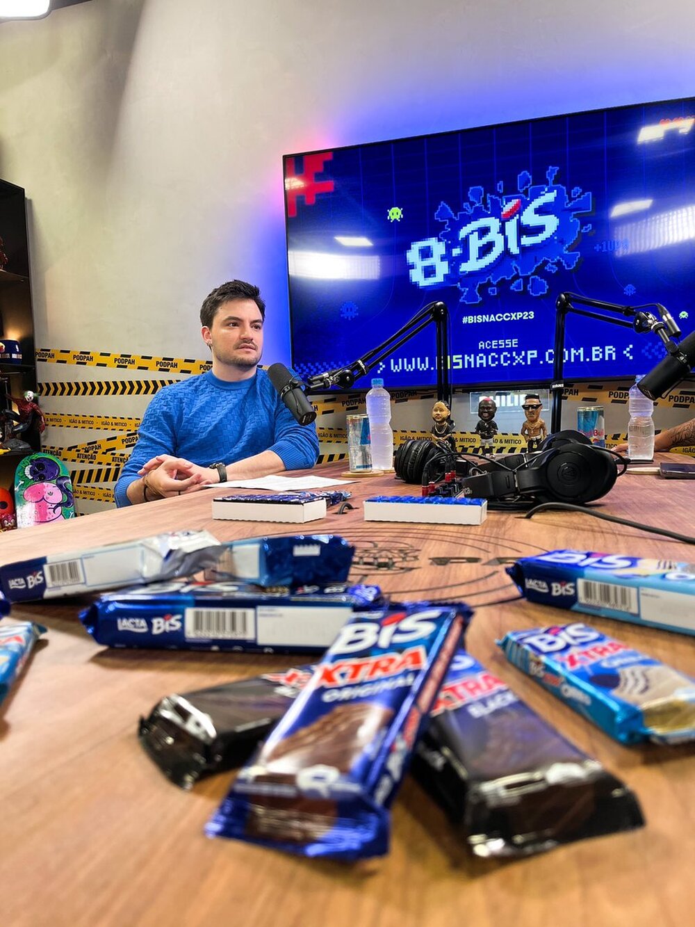 Bolsonaristas pregam boicote ao chocolate BIS após Felipe Neto virar garoto propaganda da marca