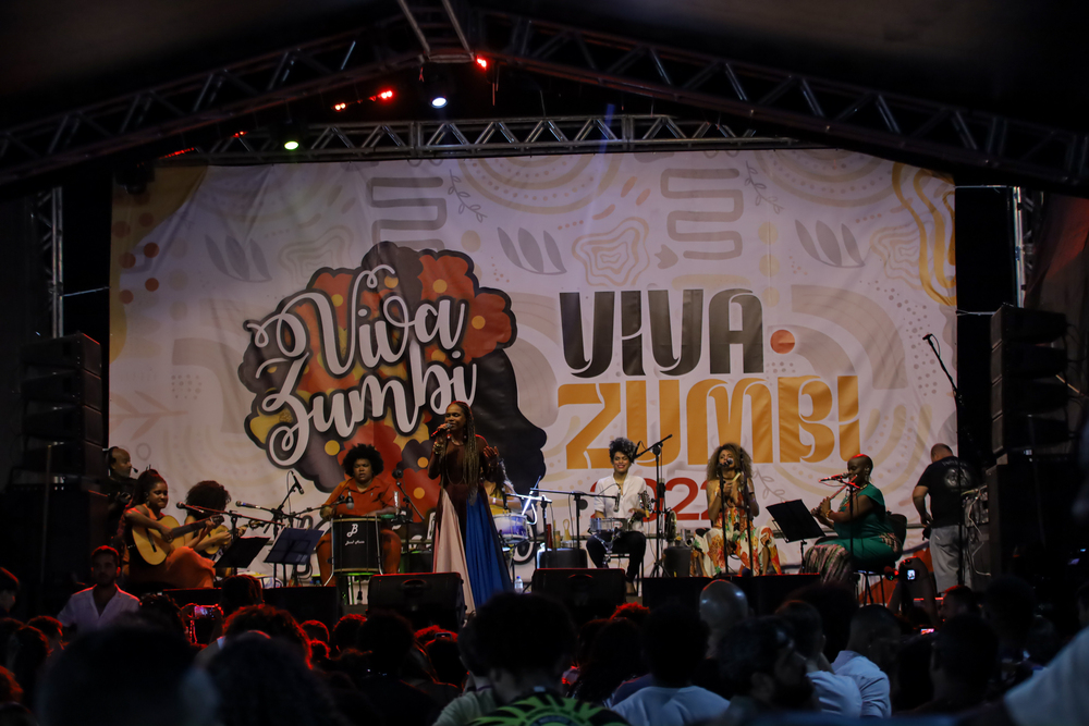 Maior festival de cultura Negra do Estado do Rio tem show gratuito de Xande de Pilares e Bk