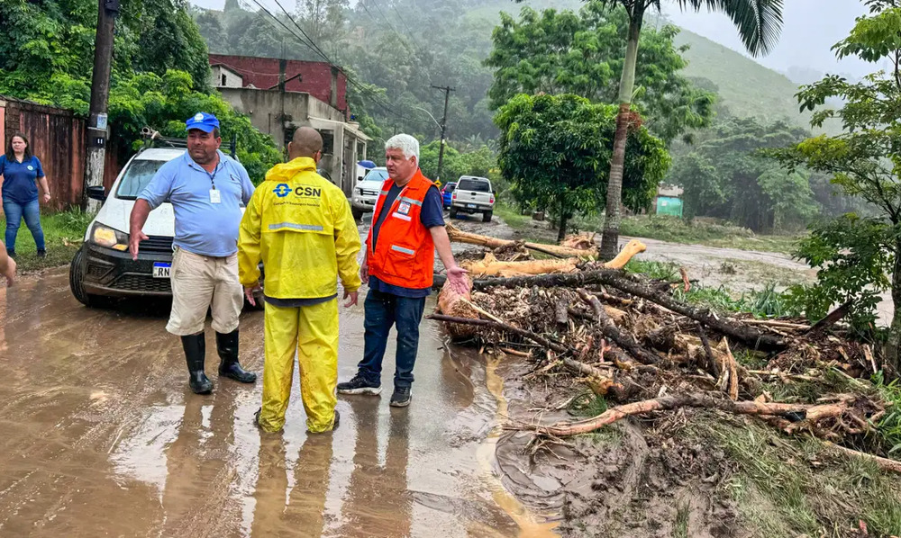 Duas pessoas morrem após forte chuva em Angra dos Reis, Prefeitura registra cerca de 300 desabrigados