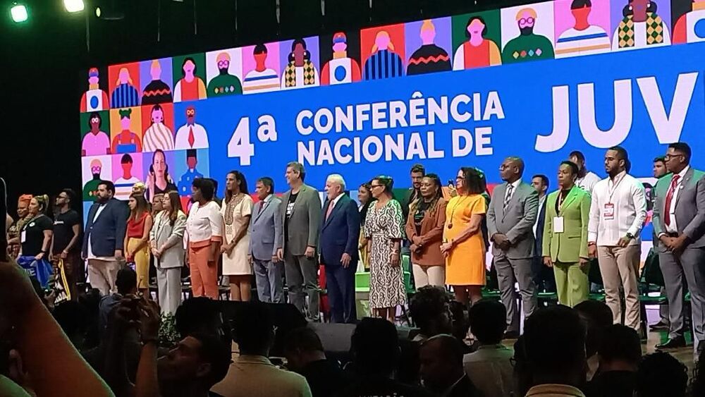 A representação do Estado do Rio de Janeiro na 4ª Conferência Nacional de Juventude é ParaTodos. 
