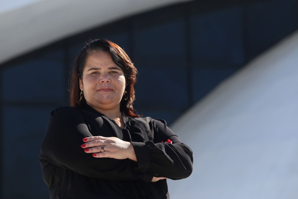 Prefeitura de Niterói decreta luto de três dias pelo falecimento da Bárbara Siqueira, Presidente do Grupo Executivo do Caminho Niemeyer,
