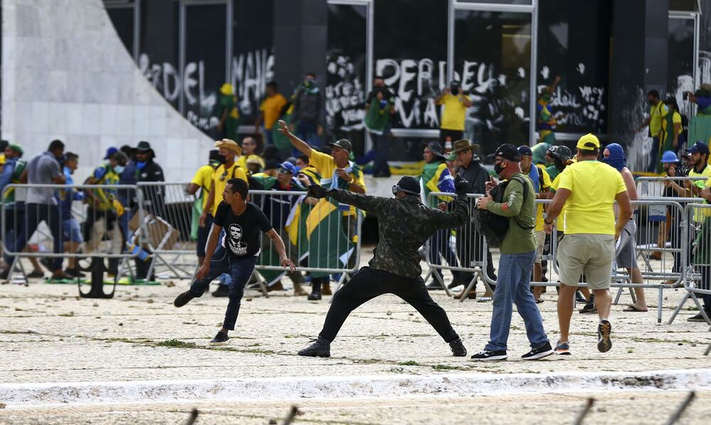 CORPORATIVISMO: Exército conclui que não houve crime de militares no dia 8 de janeiro