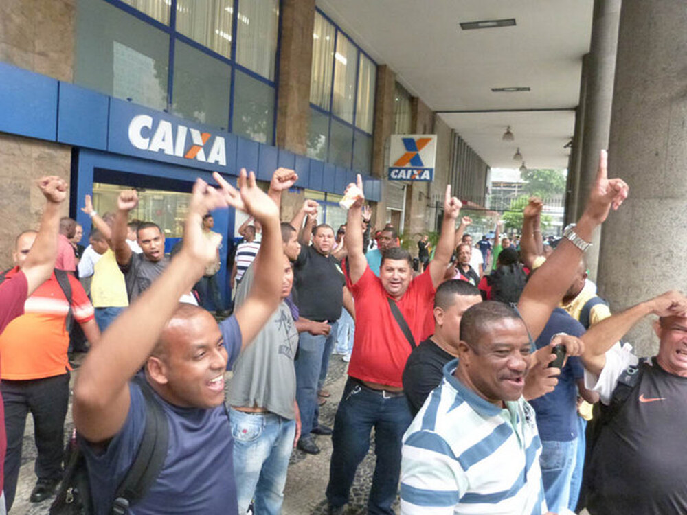 Vigilantes têm reposição salarial integral