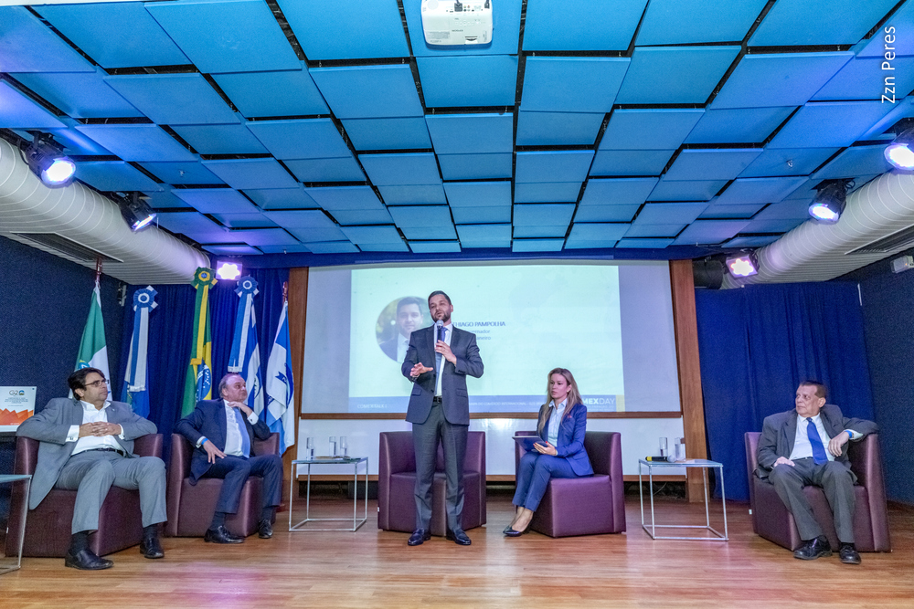 Comércio exterior em debate no Rio