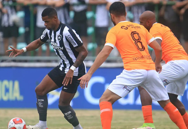 Botafogo abre 2 a 0, mas sofre empate do Nova Iguaçu pelo Carioca