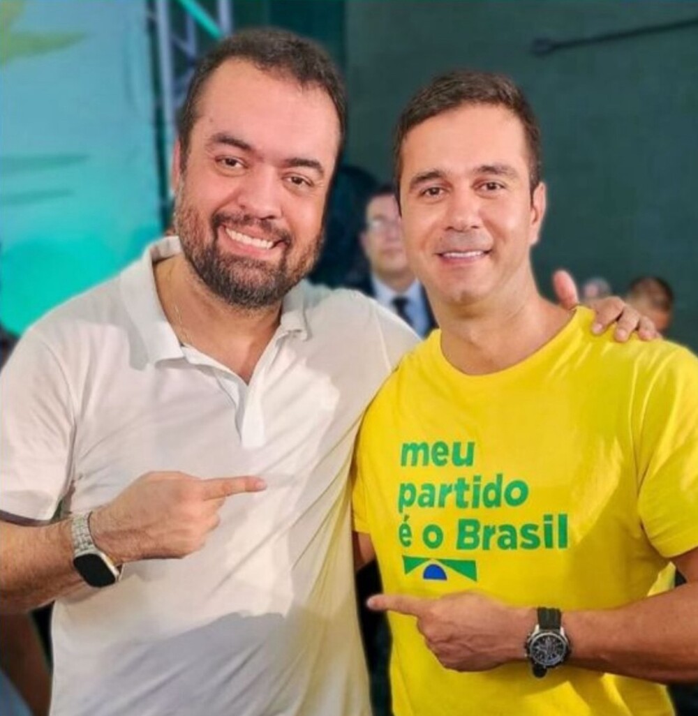 Bolsonaro x Castro - Mania da Self confunde eleitores de Angra de Reis 