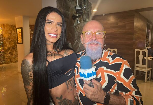 Jéssica Macedo, Rainha de Bateria, brilha em festa de Uriel