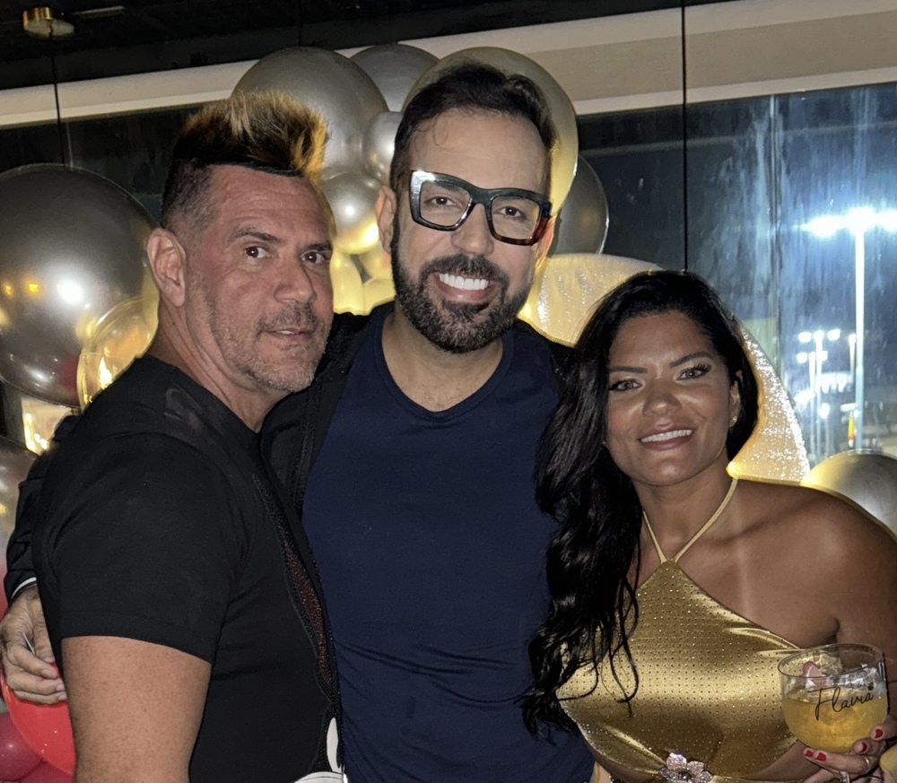 Flávia Torres anima Grand Cabalero com sua festa de aniversário