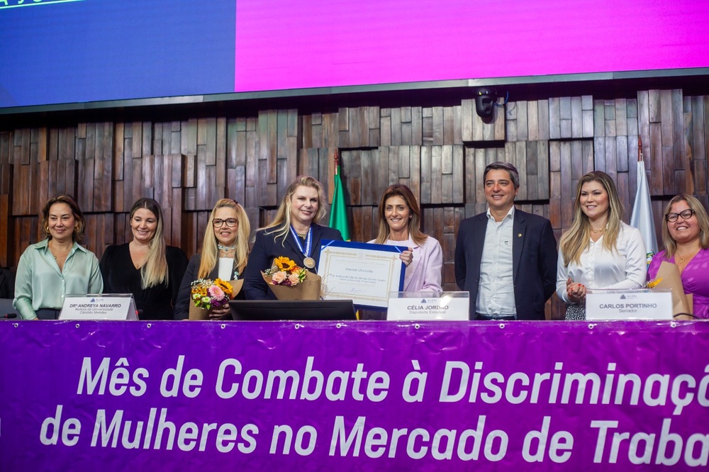 Sessão na Alerj homenageia mulheres de destaque no RJ