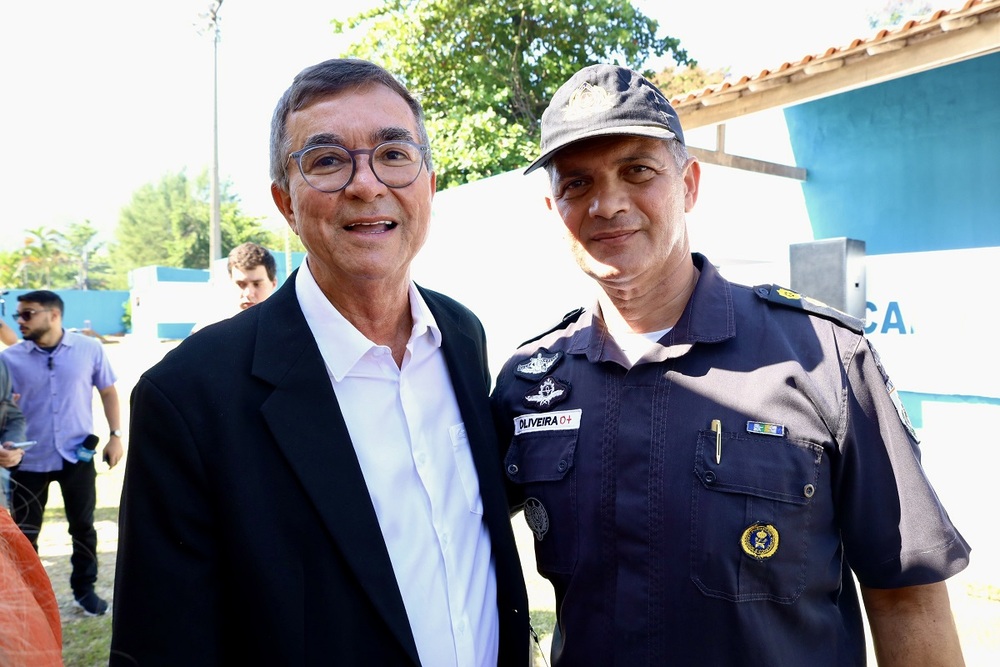 Vice-prefeito de Niterói Paulo Bagueira participa de cerimônia de troca de comando do 12° BPM