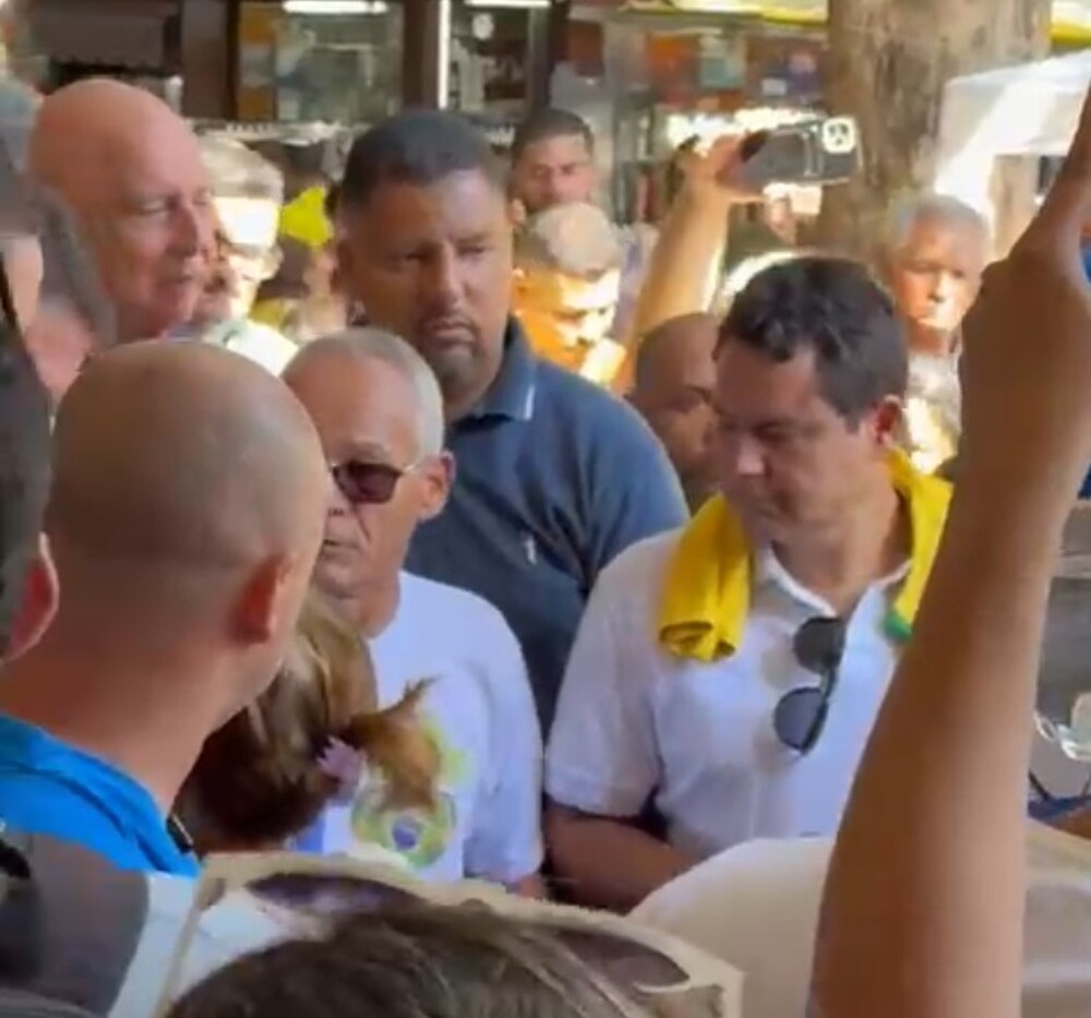 Delegado Ramagem tem boa aceitação popular em sua caminhada no calçadão de Campo Grande 