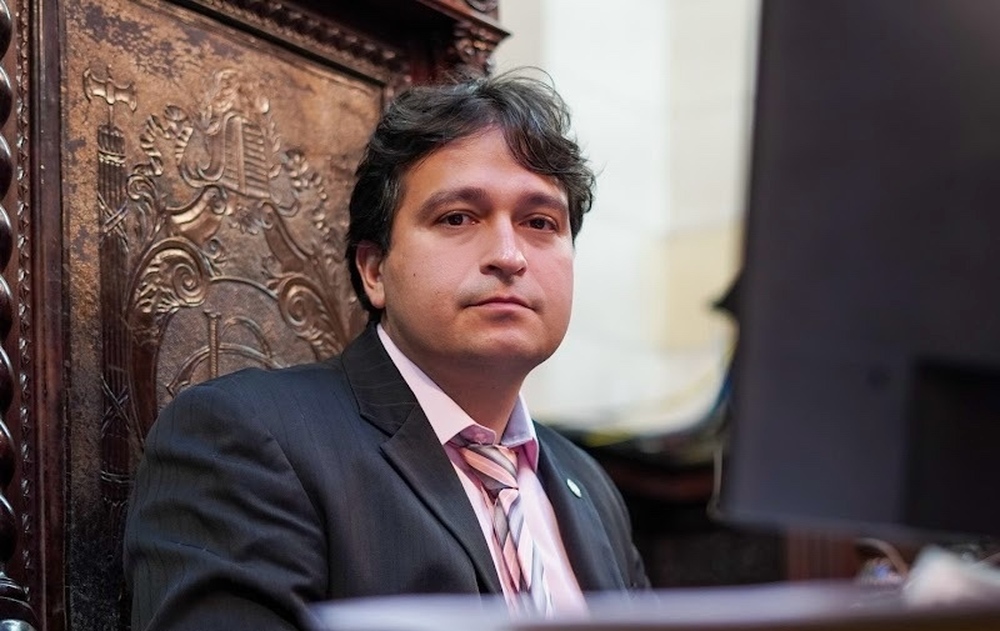 Dia de Combate ao Abuso Sexual de Crianças e Adolescentes: Deputado estadual Dr. Pedro Ricardo defende aprovação de projeto de sua autoria sobre o tema