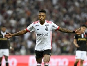 6 a 1: Flamengo atropela Vasco e faz história no Maracanã