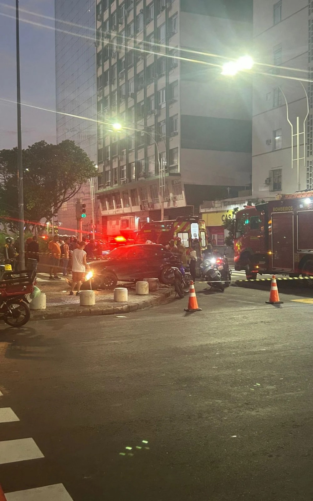 Homem morre atropelado após discussão de trânsito em Copacabana