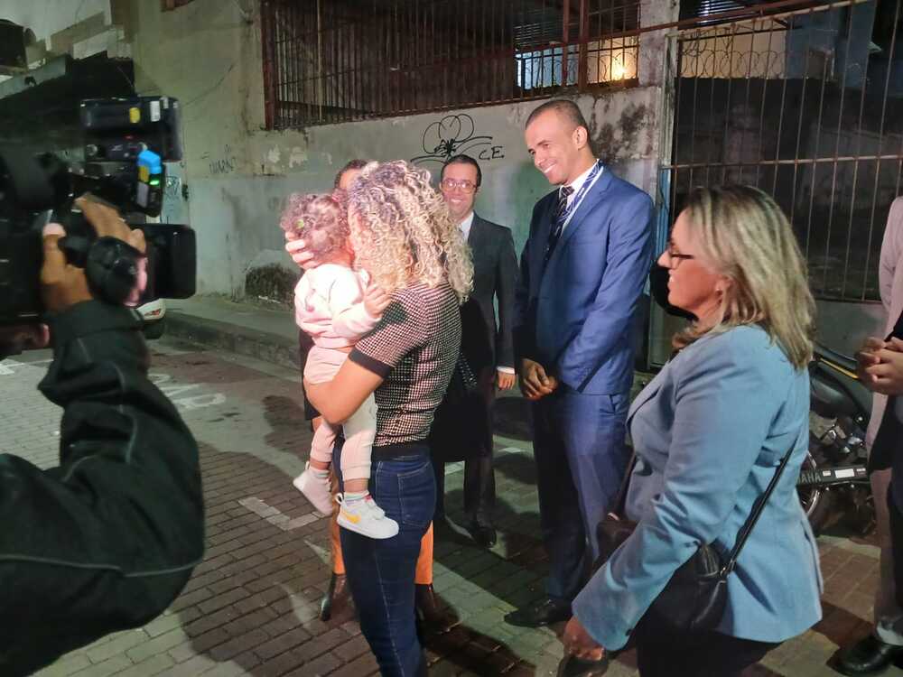 Advogados do Bem: Após 11 Dias de Angústia, Bebê Helena Reencontra Mãe com Ajuda da defesa e da OAB