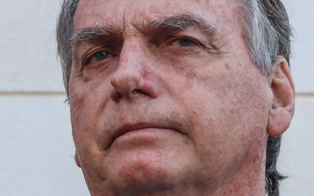 PF descobre nova joia e avança em investigações contra Bolsonaro