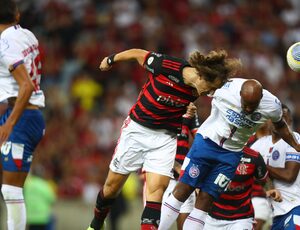 SEGUE O LÍDER: Flamengo vence nos Acréscimos e assume a Ponta do Brasileirão
